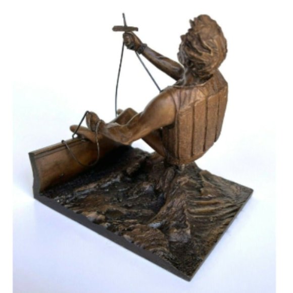 1984 Olympic Commemorative Sculpture ~ Yachting ~ Plus 7 Games Pins - Picture 5 of 11